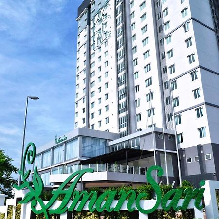 Amansari Hotel Nusajaya Nusajaya  Exterior photo