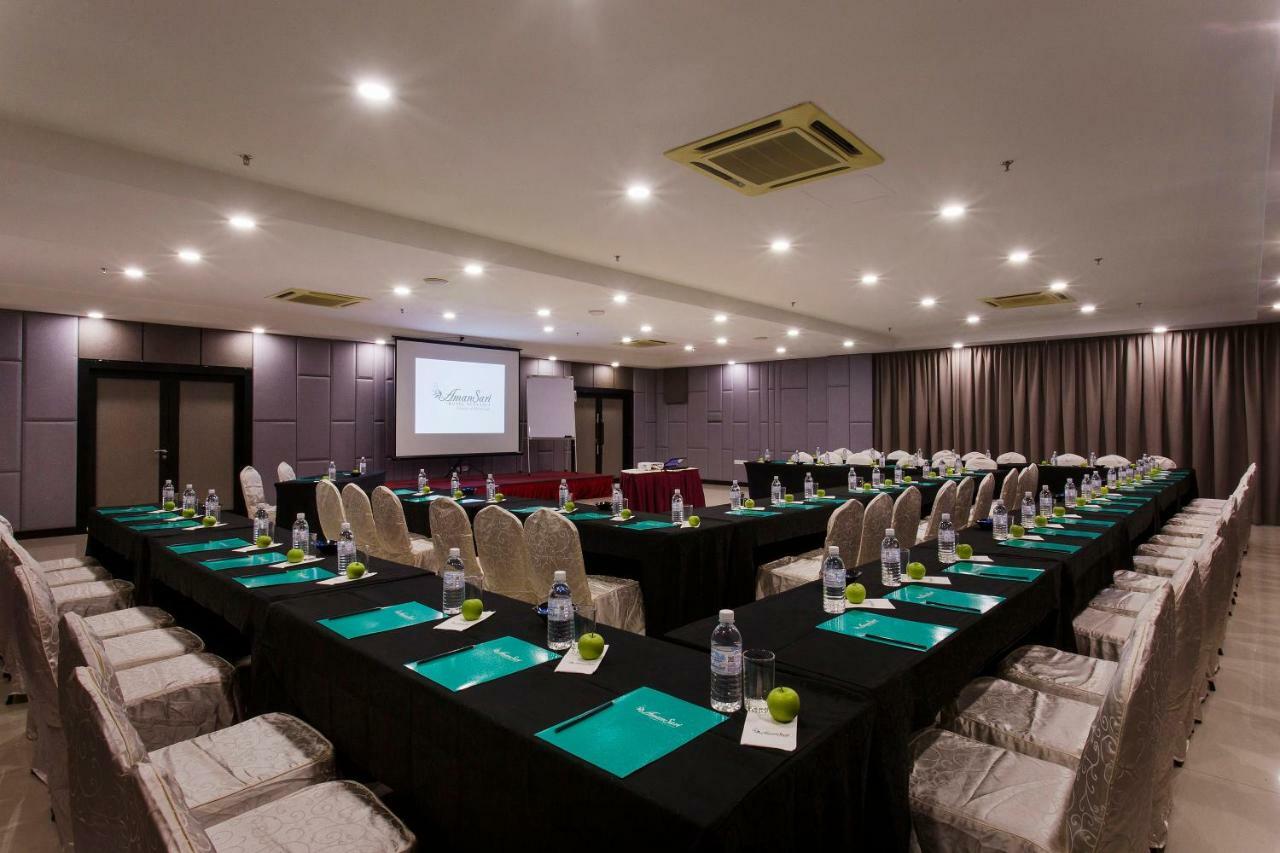 Amansari Hotel Nusajaya Nusajaya  Exterior photo